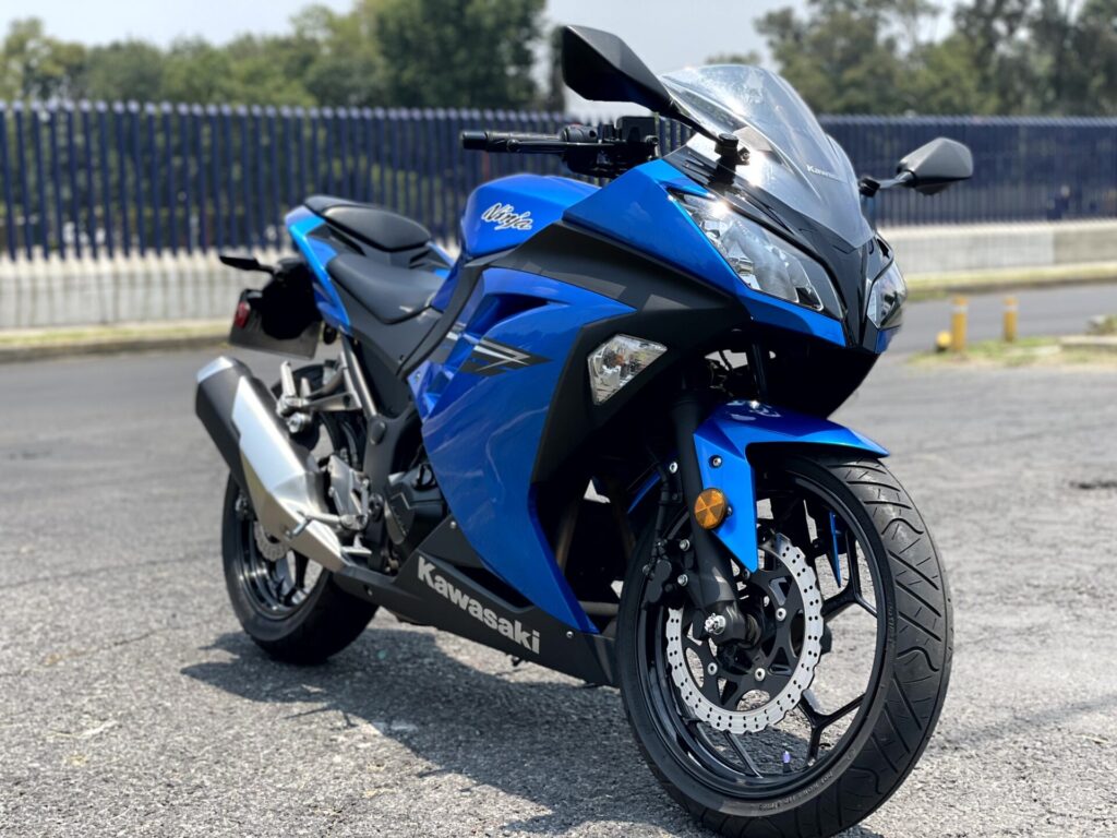 Kawasaki Ninja 300 2017