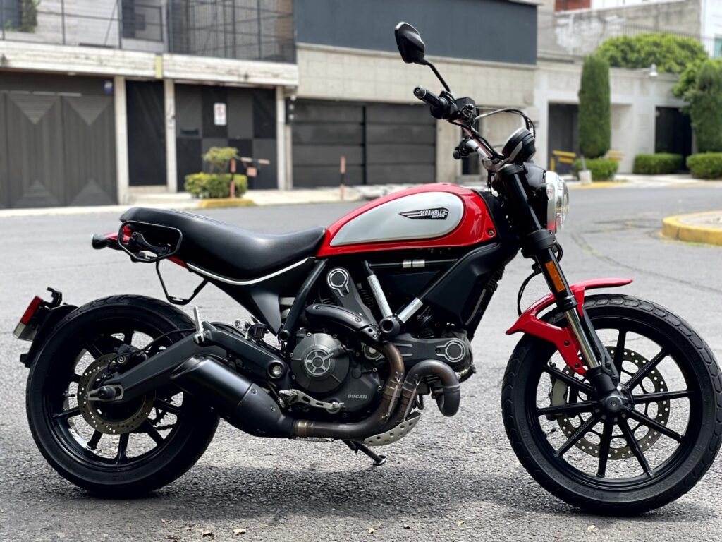 Ducati Scrambler 800 ICON 2015