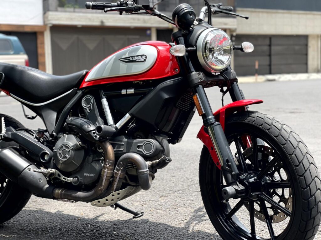 Ducati Scrambler 800 ICON 2015