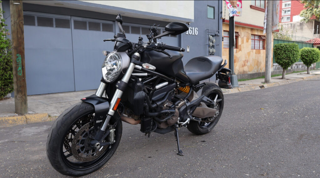 Ducati Monster 821 2016