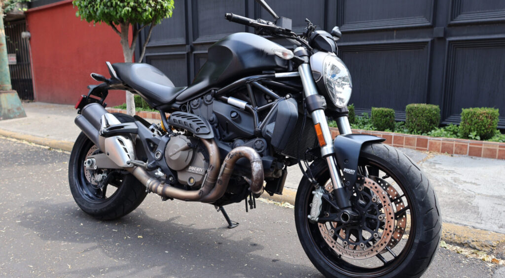 Ducati Monster 821 2016